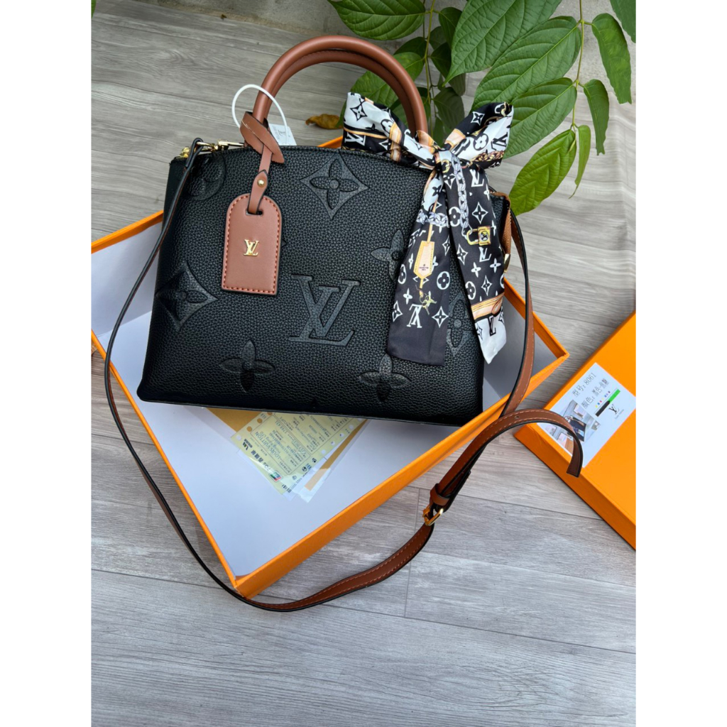 Túi xách thời trang công sở mẫu mới size 29 QC