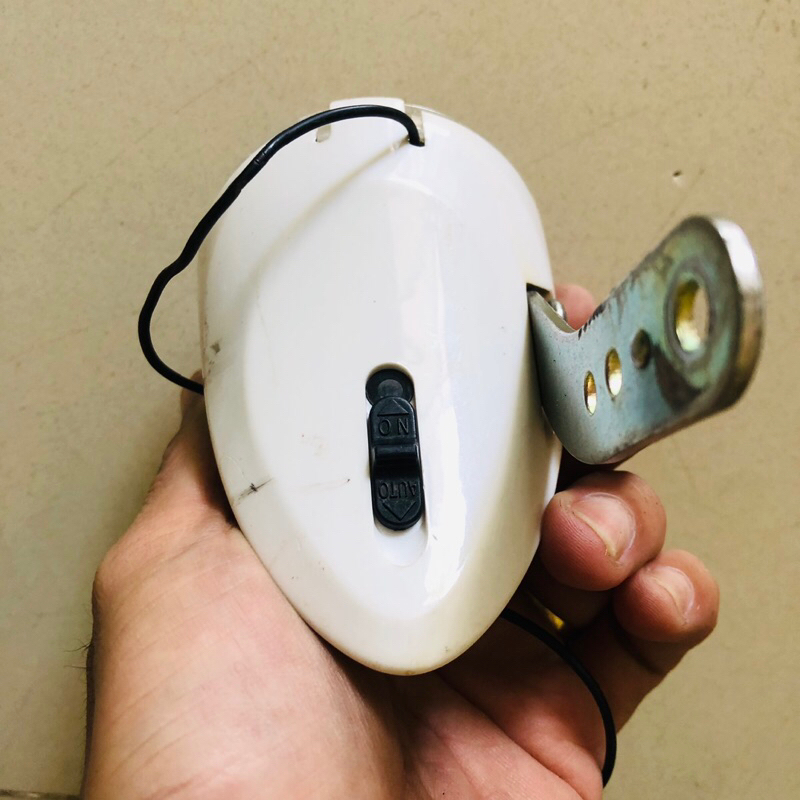 Đèn xe đạp, Đèn năng lượng Panasonic có cảm biến thích hợp với đùm năng lượng dynamo