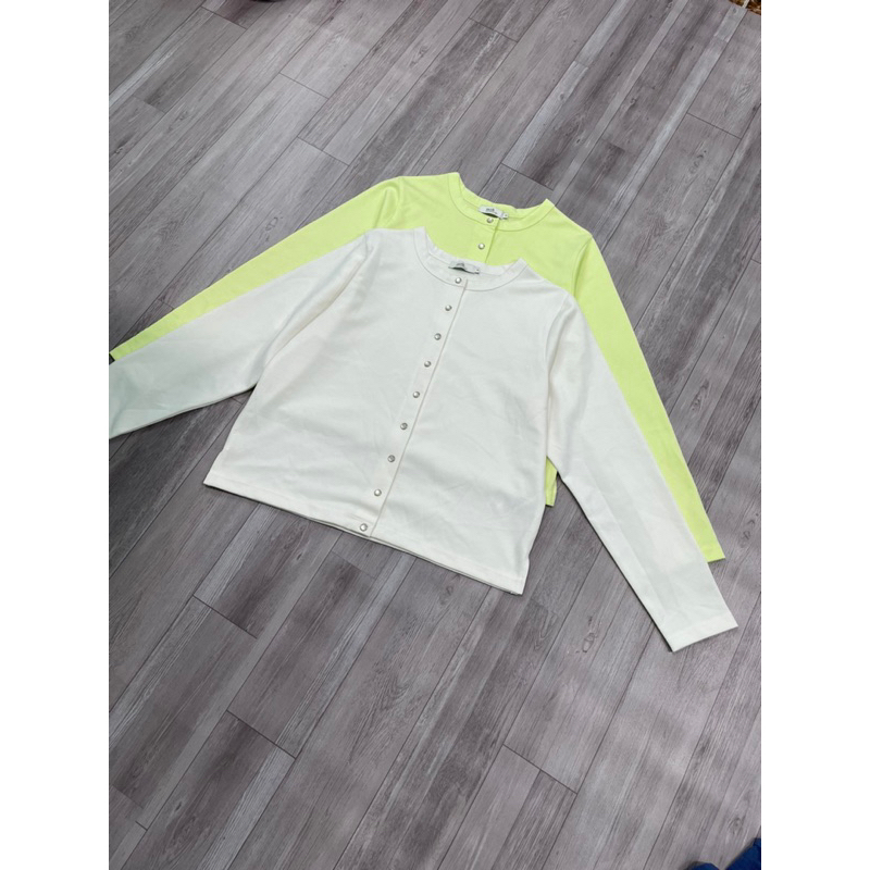 Áo khoác nhẹ E.arth xuất dư Nhật.