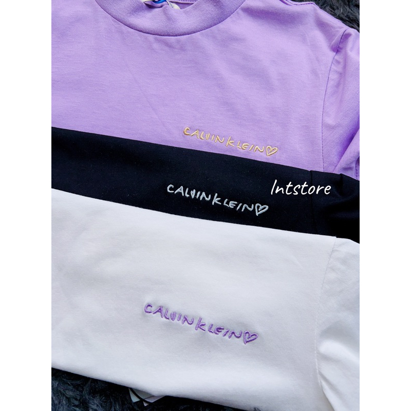 Áo Croptop lửng CK Jennie mang màu tím , đen , trắng bản cao cấp chất mát