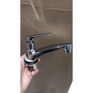 Vòi lavabo lạnh closs đồng thau mạ crom