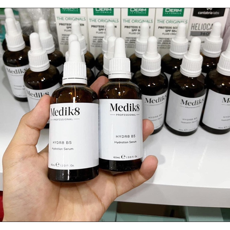 Medik8 Serum Hydr8 B5 Liquid Rehydration Serum làm dịu da mặt