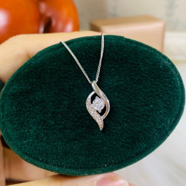 Dây chuyền đ.á To.paz tự nhiên trắng trong