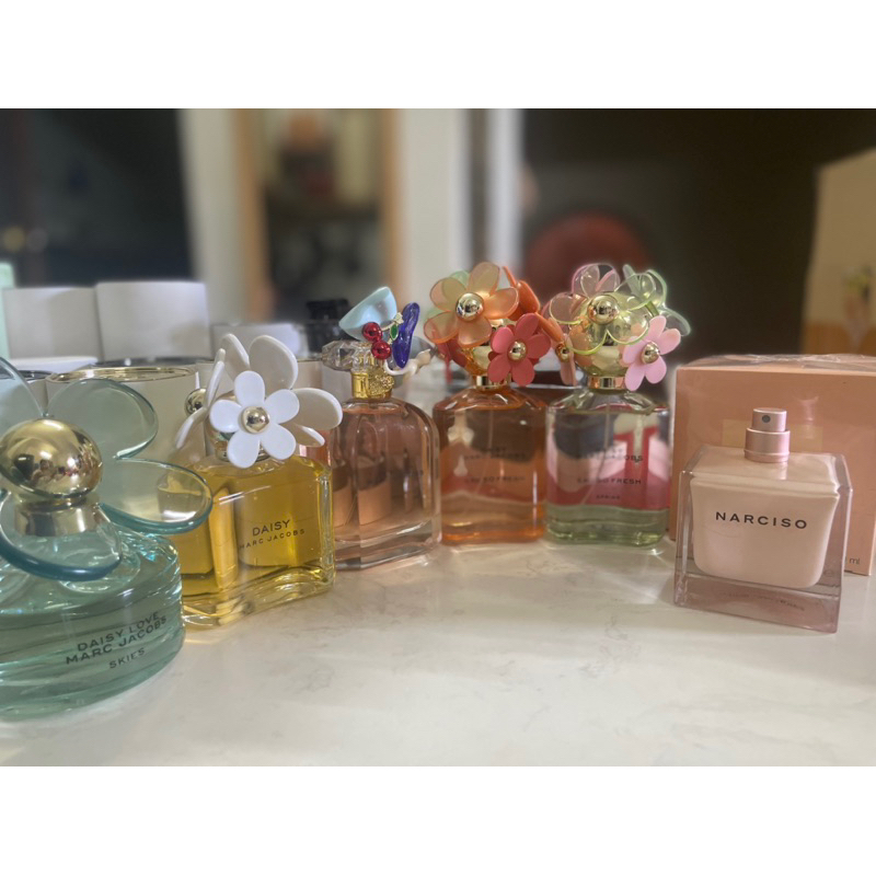 Nước Hoa Đấu Giá