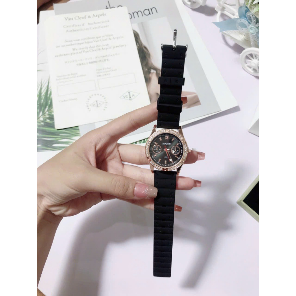 Đồng Hồ Dây Nữ Bolun Thiết Kế Mặt Kính bản To Cá Tính Năng Động