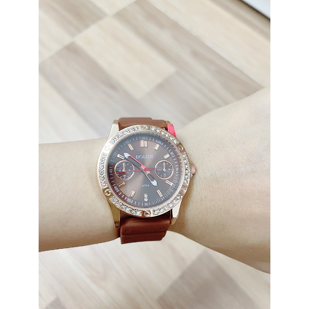 Đồng Hồ Dây Nữ Bolun Thiết Kế Mặt Kính bản To Cá Tính Năng Động