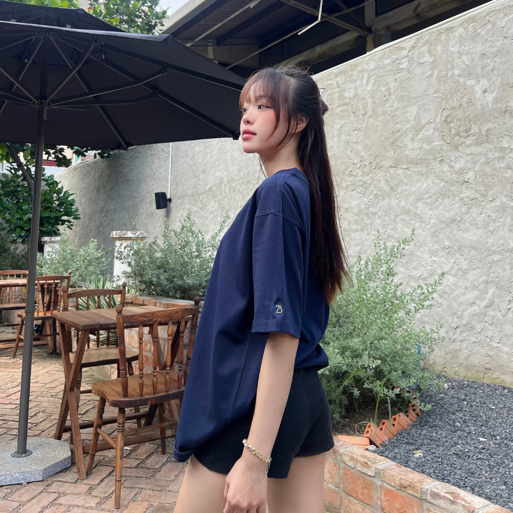 Áo thun basic Boiz Club logo chữ B thun nam nữ unisex cotton 100%