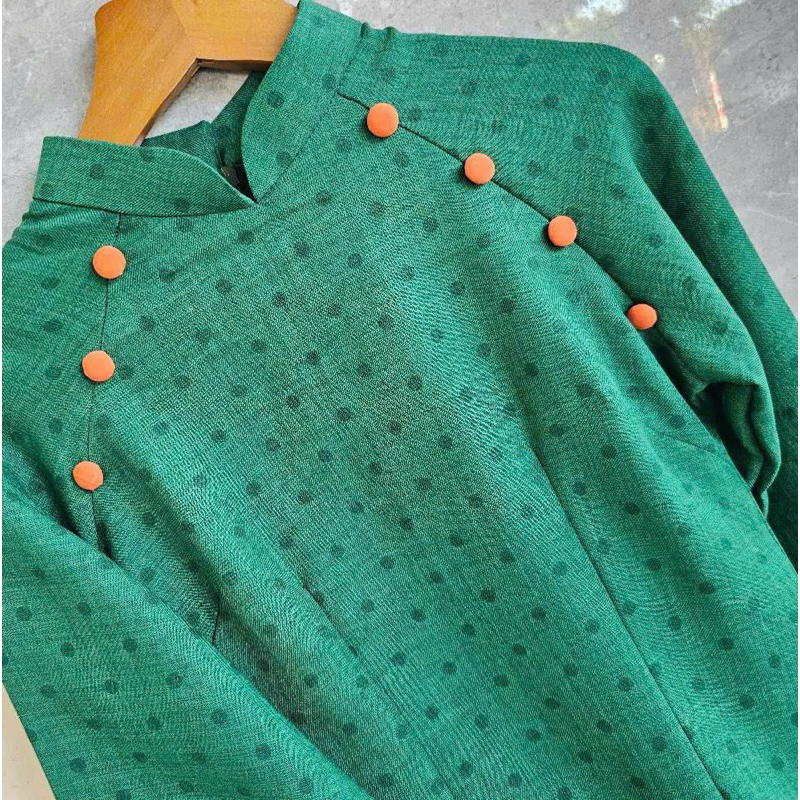 Áo dài đũi chấm bi mẫu mới cao cấp