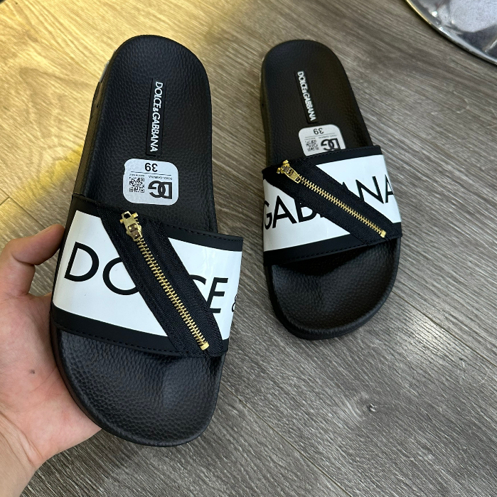 Dép Nam Quai Ngang hình khóa hót thời trang nhất 2023