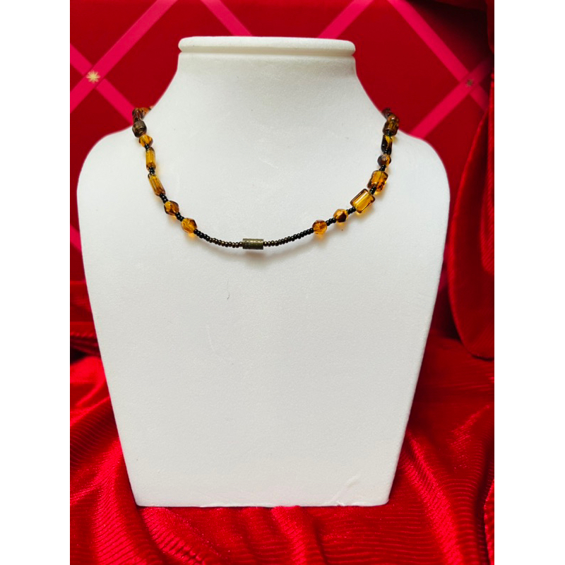 Thanh lý dây chuyền ngắn hạt nhựa