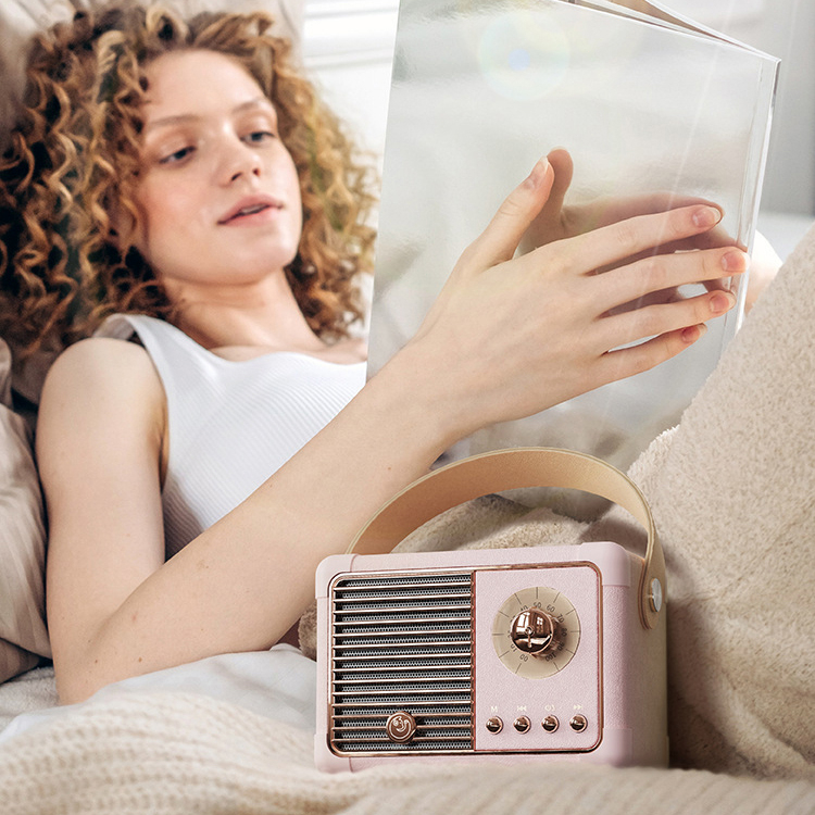 Loa Bluetooth Không Dây Di Động Bass Cực Mạnh Dễ Dàng Mang Theo Công Suất 5W Tích Hợp TF, AUX, USB,DC 5V