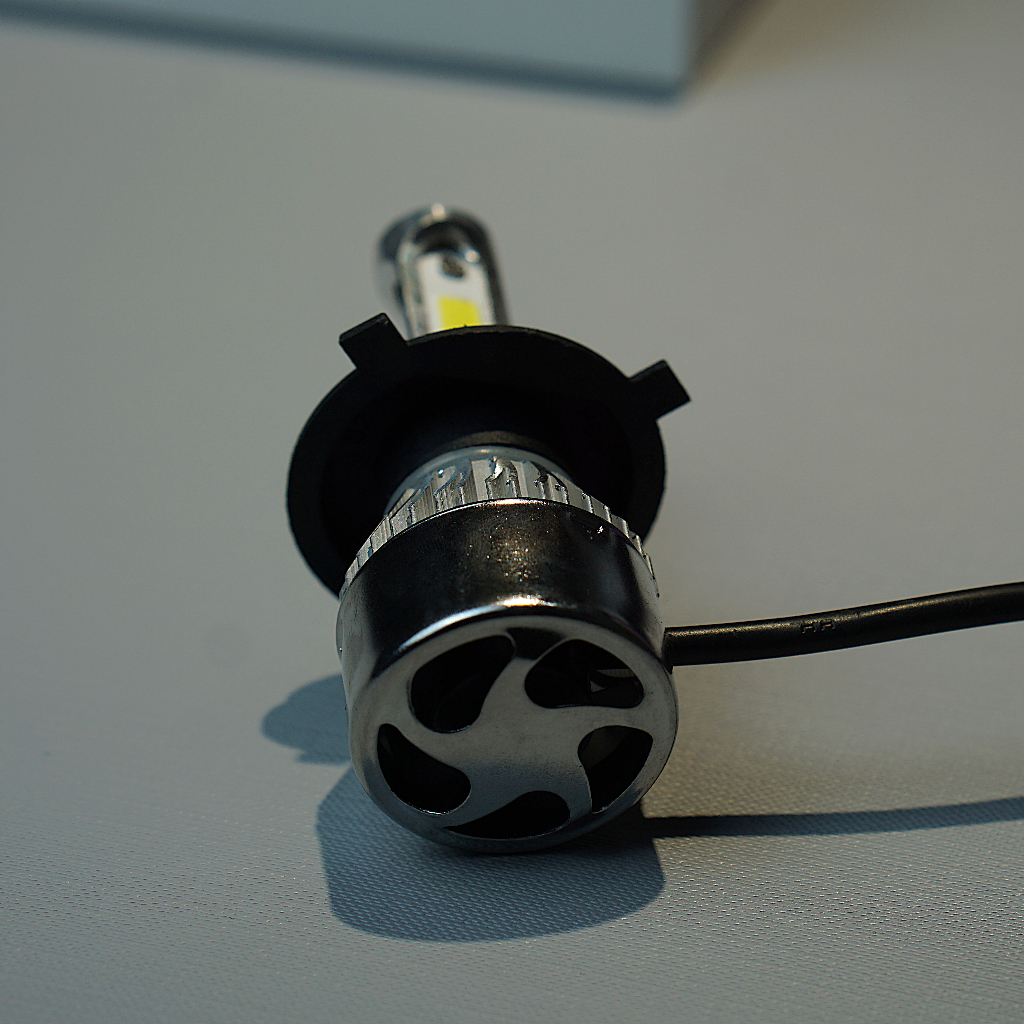 ĐÈN PHA LED X7S LED SÁNG MẠNH ĐÈN PHA LED XE MÁY