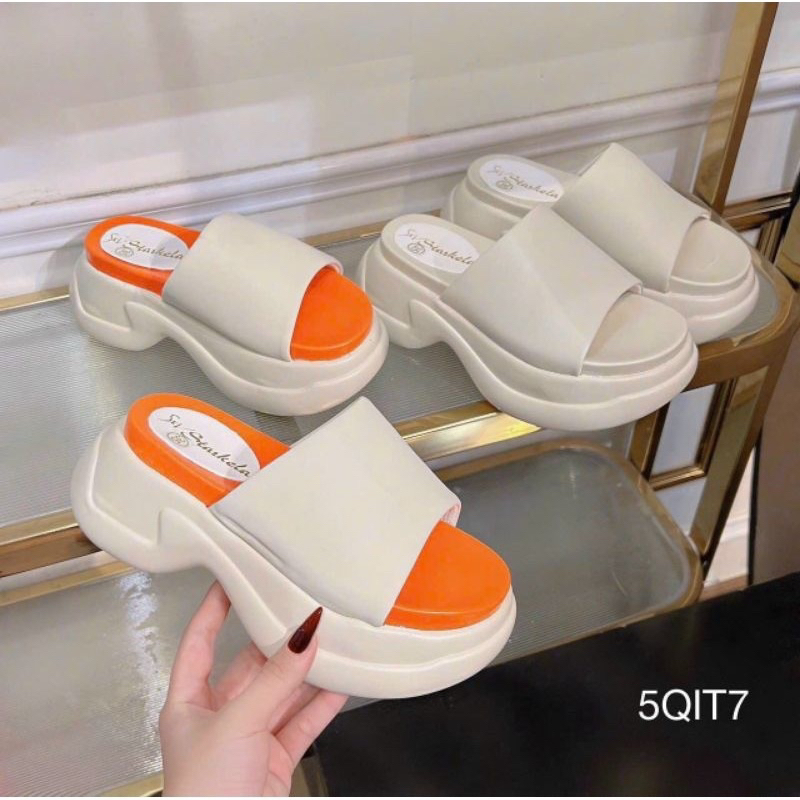 Dép quai ngang đế xuồng cao 7cm