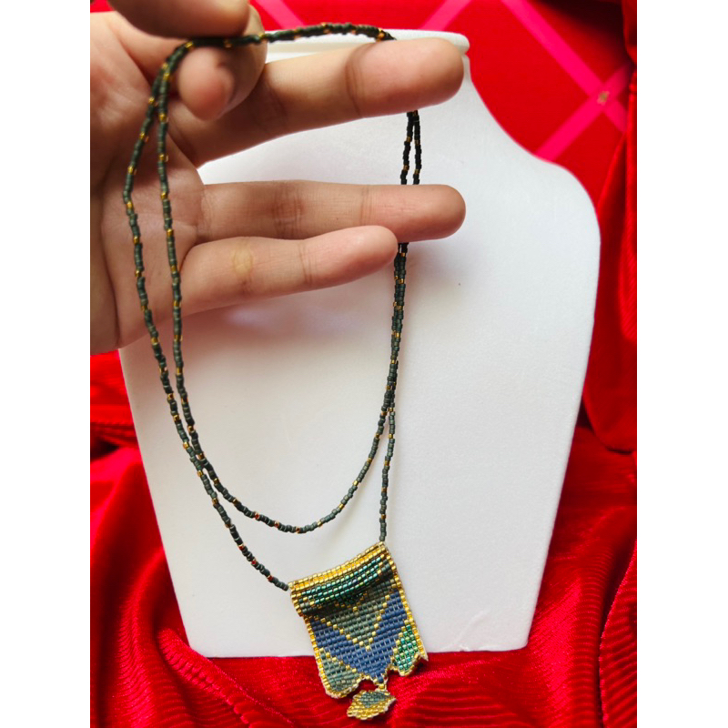 Thanh lý dây chuyền handmade