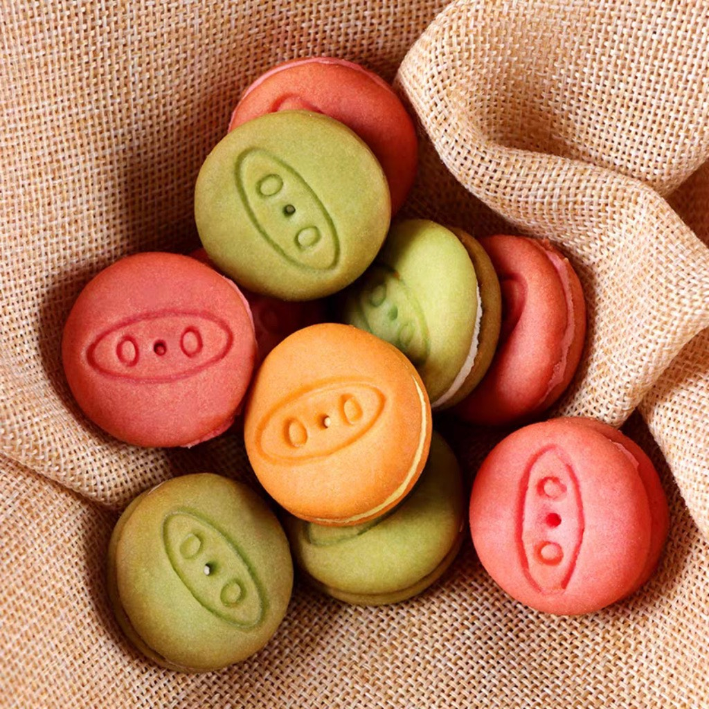 Một gói bánh macaron kem mix đủ vị sắc màu trái cây Merci Food Hongkong gói 300g