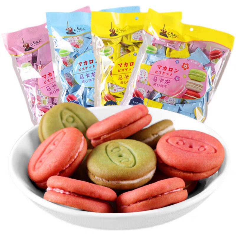 Một gói bánh macaron kem mix đủ vị sắc màu trái cây Merci Food Hongkong gói 300g