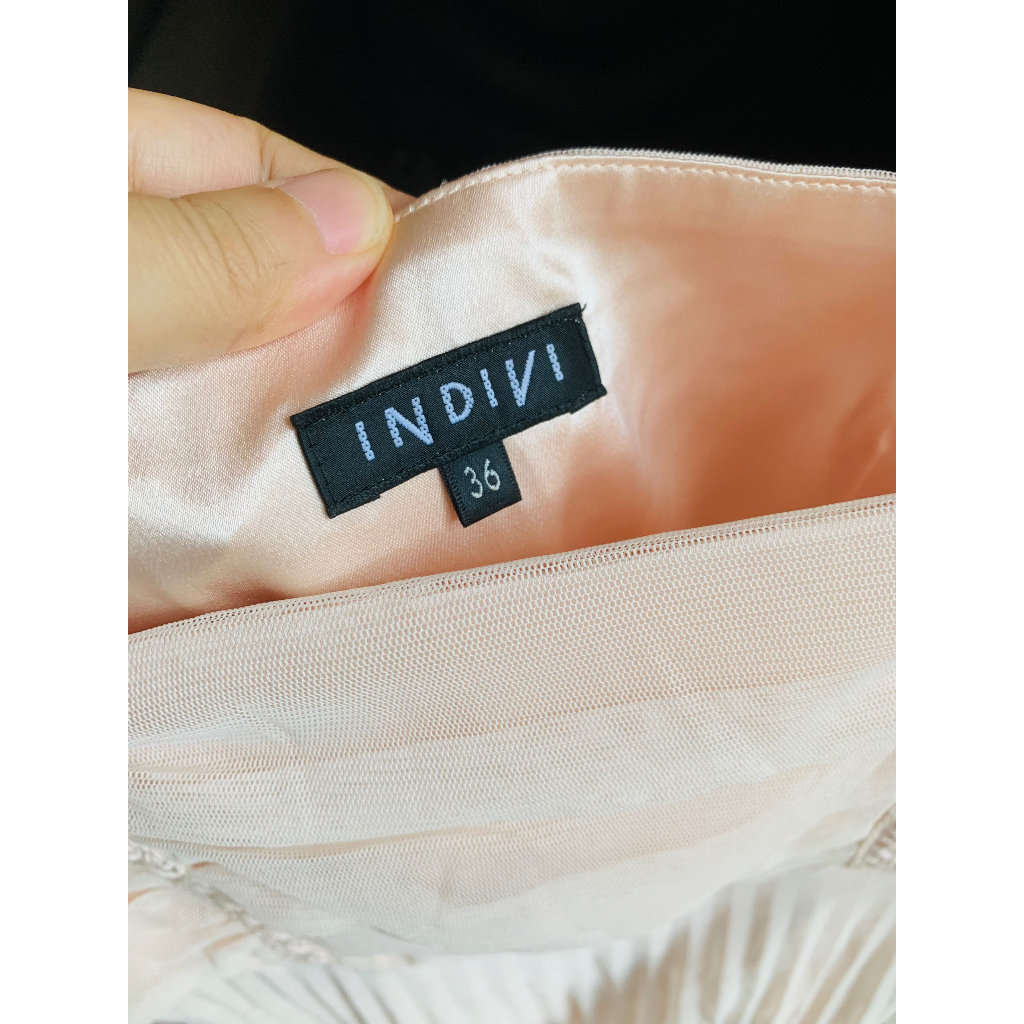 Đầm voan lưới 2 dây màu hồng nude INDIVI