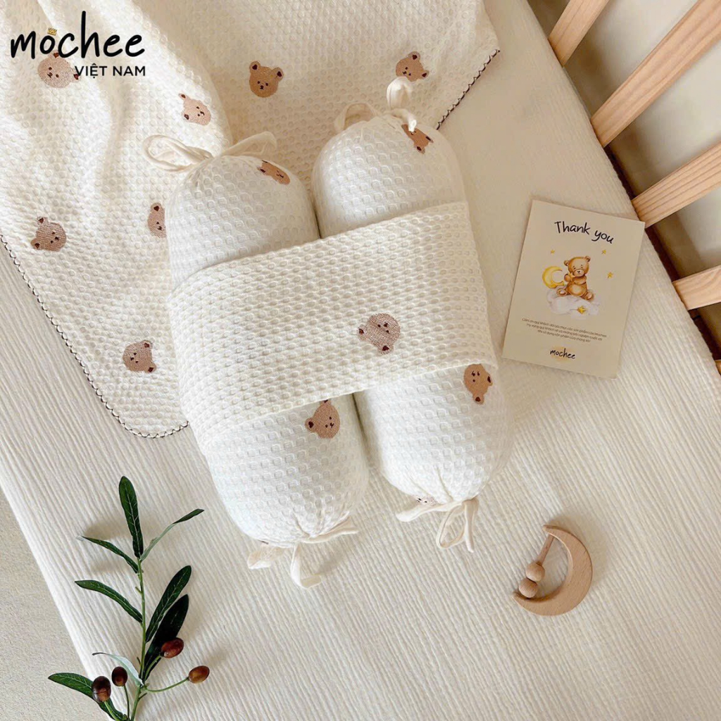 Set chăn gối, chặn bông, ủ choàng, gối ôm Mochee Waffle Modal họa tiết gấu thêu chính hãng