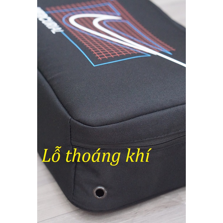 Túi đựng giày thể thao.