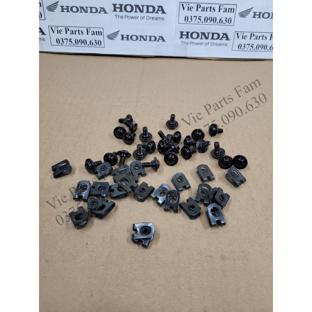 Ốc dàn áo Honda 5 ly ren nhiễn có ngấn dài 12mm