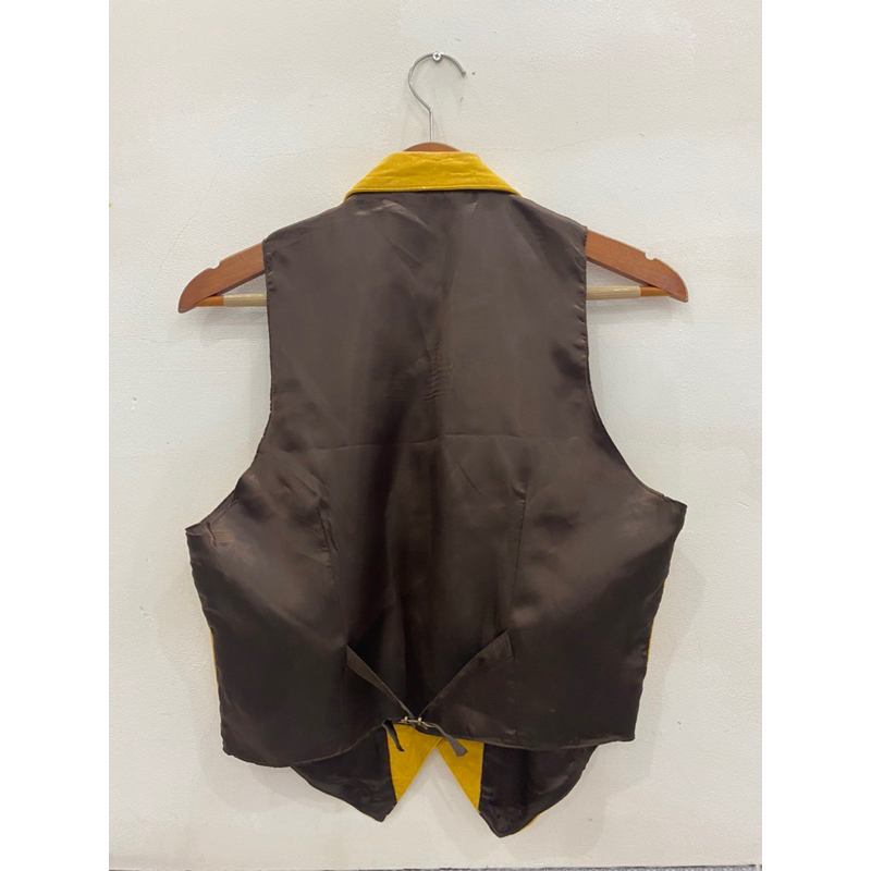 Áo gile thêu size M