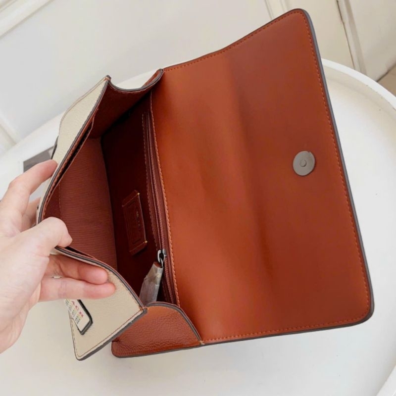 COACH Turner Flap Crossbody With Patches💥đeo chéo cực sang