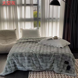 Chăn chồn Italy nhập khẩu cao cấp 6kg,lông mềm mịn,không bết dính,không rụng lông,mang lại cảm giác ấm áp khi dùng