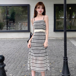 Đầm dài đi biển đầm hai dây lưới trắng đen dạo phố