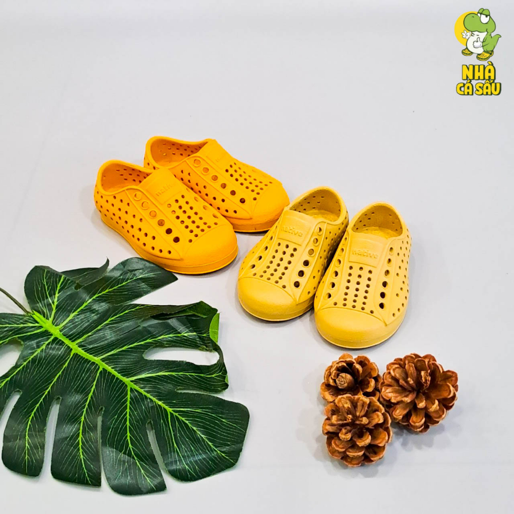 Giày lười full nhựa native trẻ em chính hãng, giày nhựa cho bé trai bé gái thiết đúc nguyên khối màu vàng, xanh ngọc