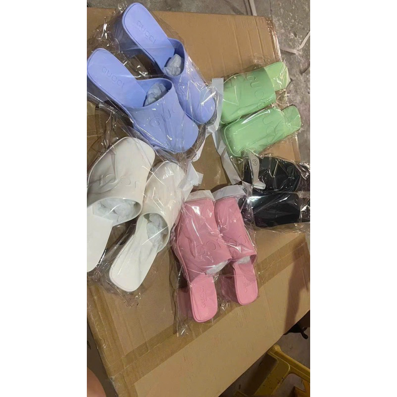 Sục guc.ci nhựa đúc mềm êm gót vuông 5p- Hàng QC fullbox