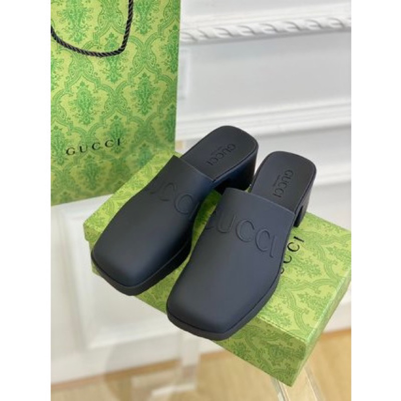 Sục guc.ci nhựa đúc mềm êm gót vuông 5p- Hàng QC fullbox