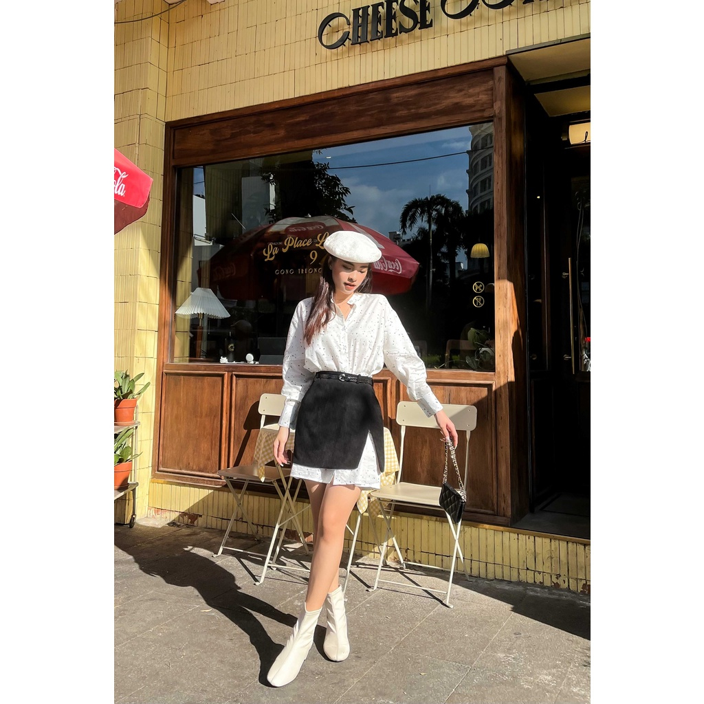 Chân váy mini Callie Skirt SAMPLE LONDON, chất nhung đắp tà, phù hợp đi tiệc, đi làm, đi chơi