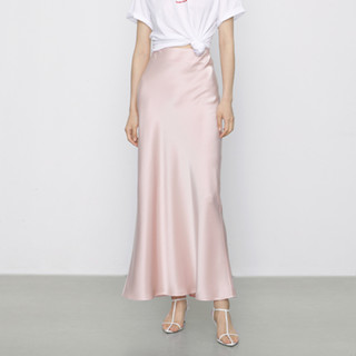 Chân váy DÀI đuôi cá chất liệu lụa satin cao cấp Liola thiết kế.