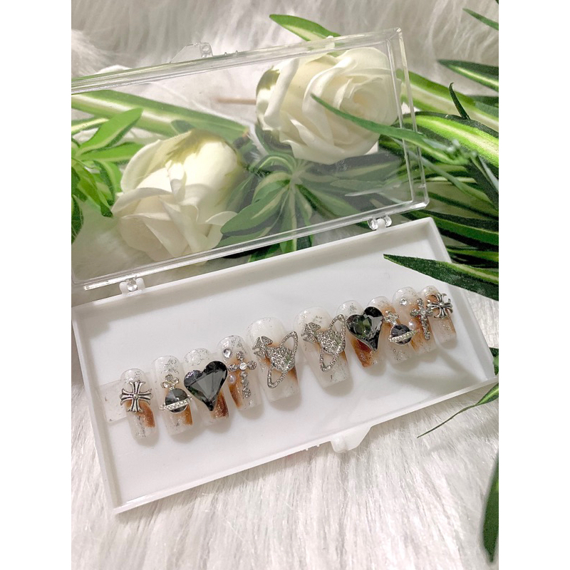 Nail box thiết kế sang chảnh giá rẻ