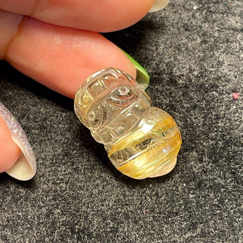 Tỳ hưu thạch anh tóc vàng