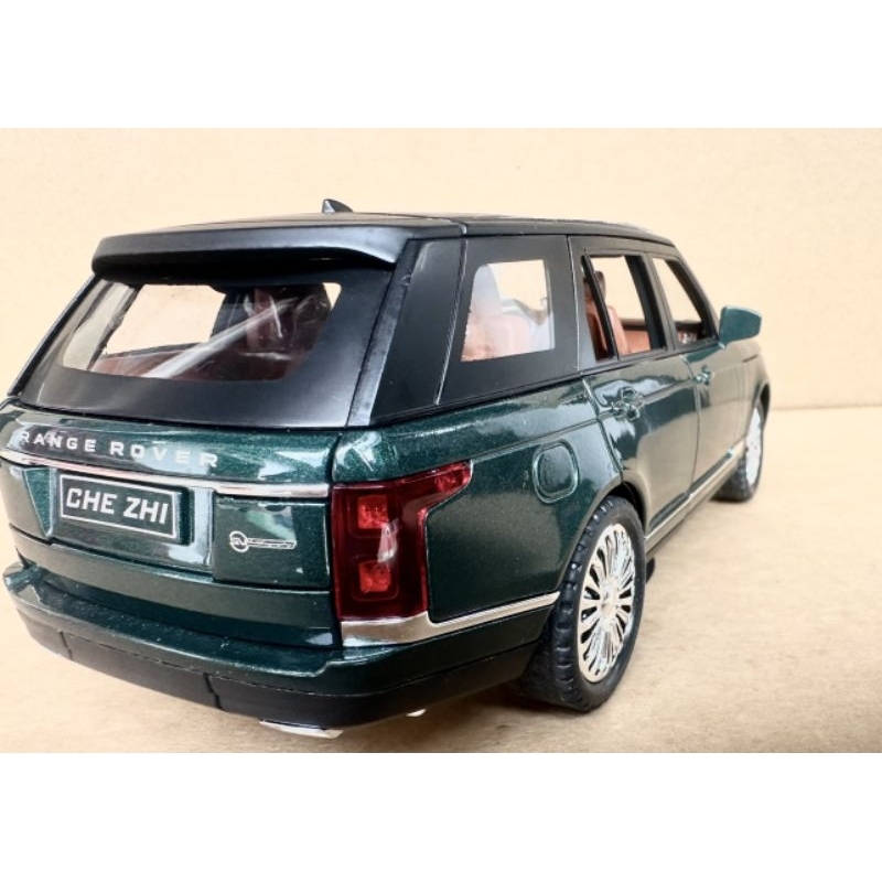 Mô hình xe Range Rover SUV tỉ lệ 1:24 hợp kim full tính năng âm thanh ánh sáng