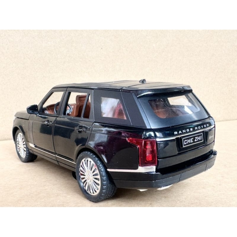 Mô hình xe Range Rover SUV tỉ lệ 1:24 hợp kim full tính năng âm thanh ánh sáng
