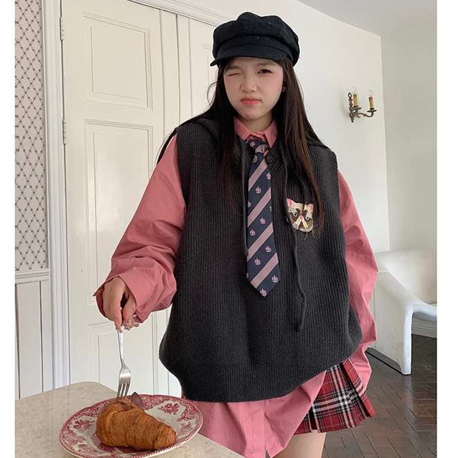 Áo gile len nữ có mũ vintage thêu mèo, set gile len nữ phối sơ mi tay kèm cà vạt form rộng 5896