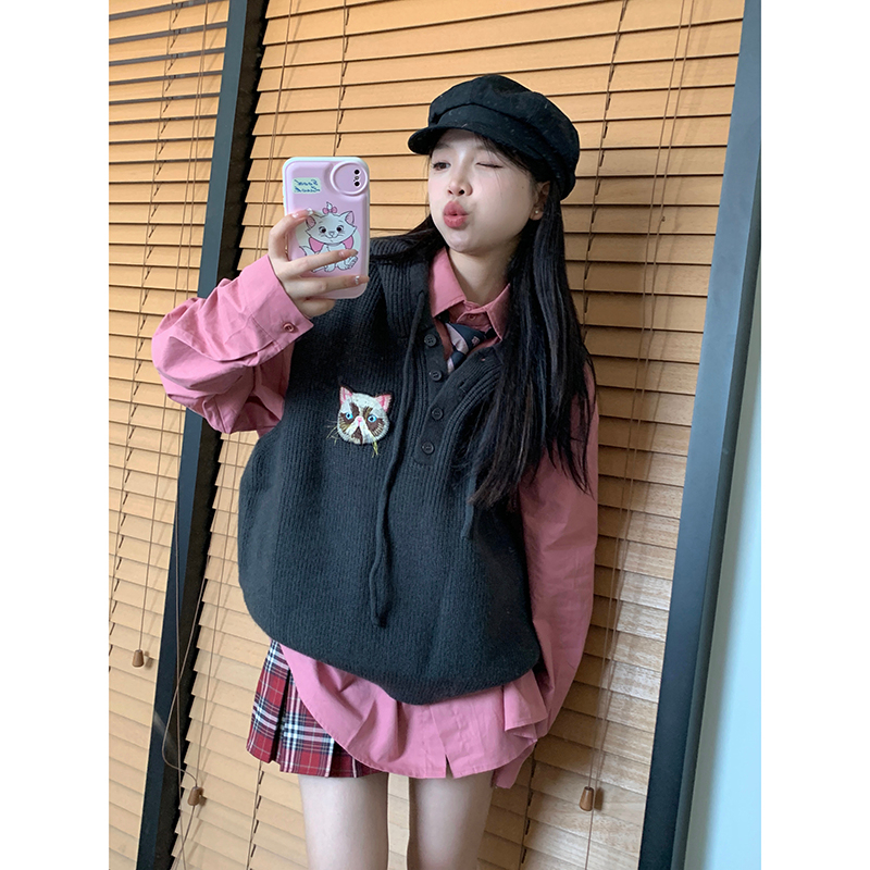 Áo gile len nữ có mũ vintage thêu mèo, set gile len nữ phối sơ mi tay kèm cà vạt form rộng 5896