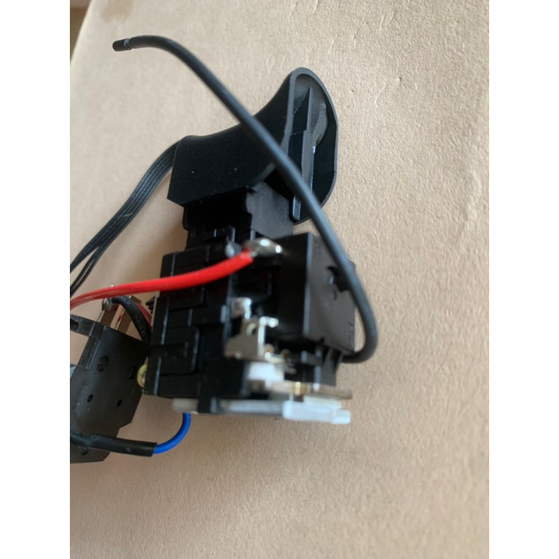 Công Tắc Máy Khoan Pin Ken 12V BL6212CB