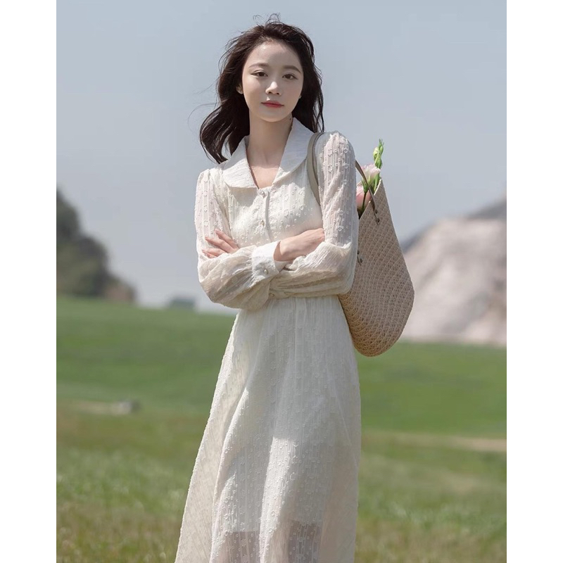 PASS - Đầm trắng newtag