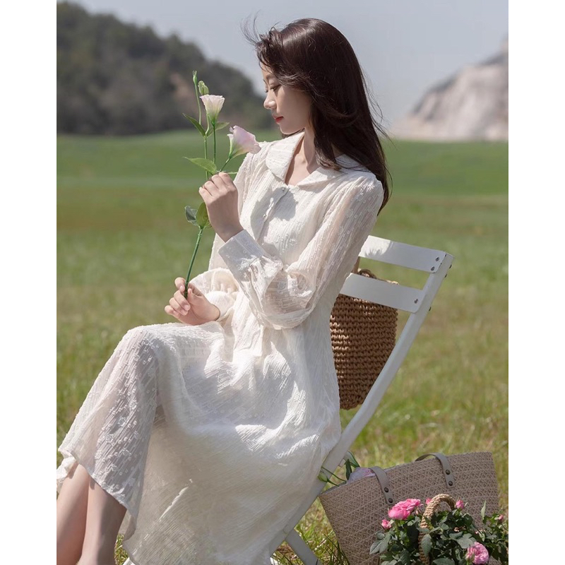 PASS - Đầm trắng newtag