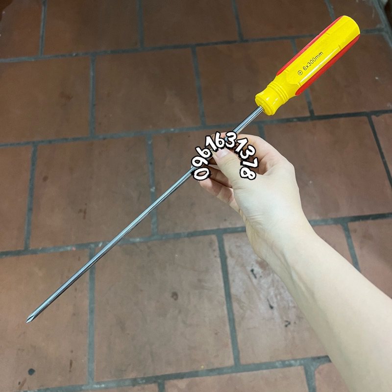 Tô vít 1 đầu có nam châm, tua vít sọc thân 6 độ dài 30cm