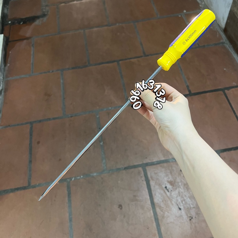 Tô vít 1 đầu có nam châm, tua vít sọc thân 6 độ dài 30cm