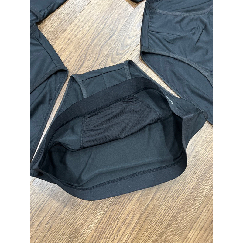 COMBO 5 QUẦN SỊP TAM GIÁC MÀU ĐEN MIX NHIỀU MÃ HÀNG KHÁC NHAU