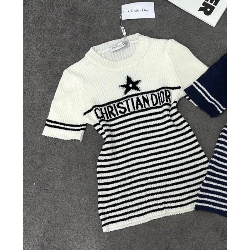 Áo len mongtaghi dệt basic QCCC