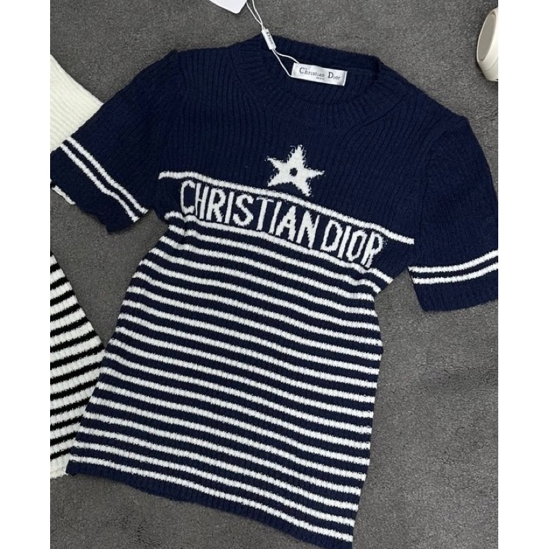 Áo len mongtaghi dệt basic QCCC