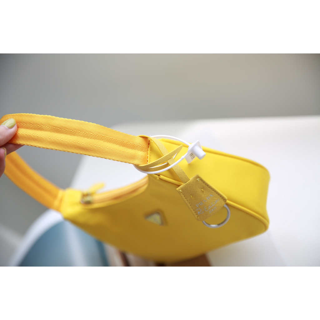 TÚI PRADA KẸP NÁCH SZ22