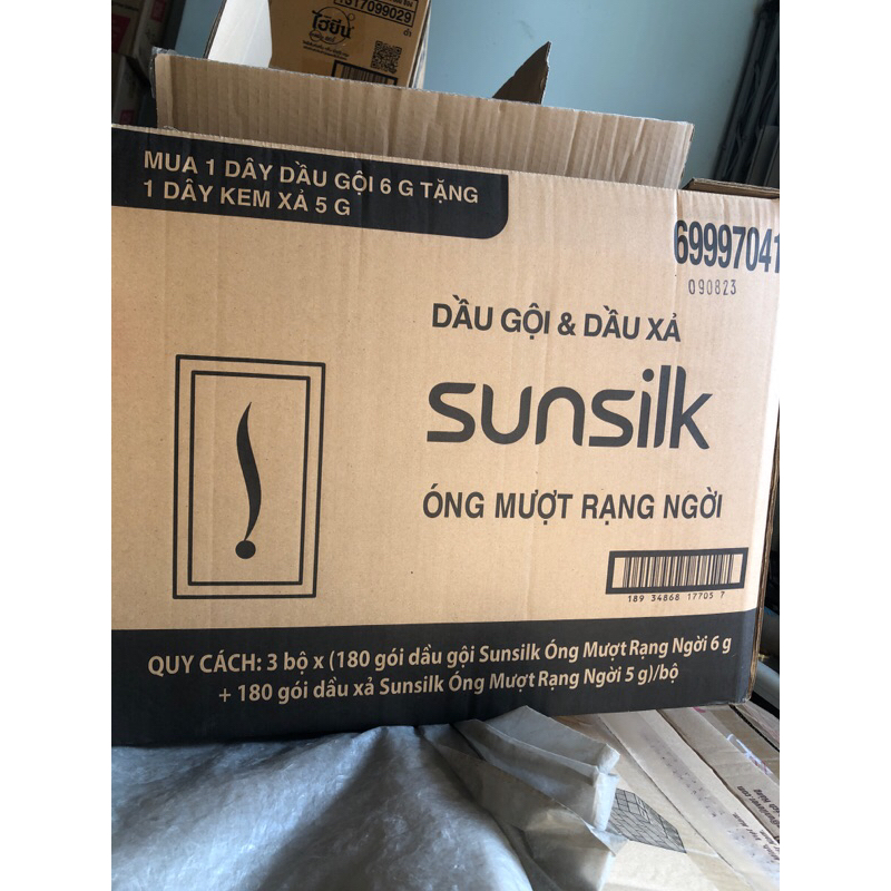 Mua 1 dây dầu gội sunsilk đen 6g tặng 1 dây dầu xả