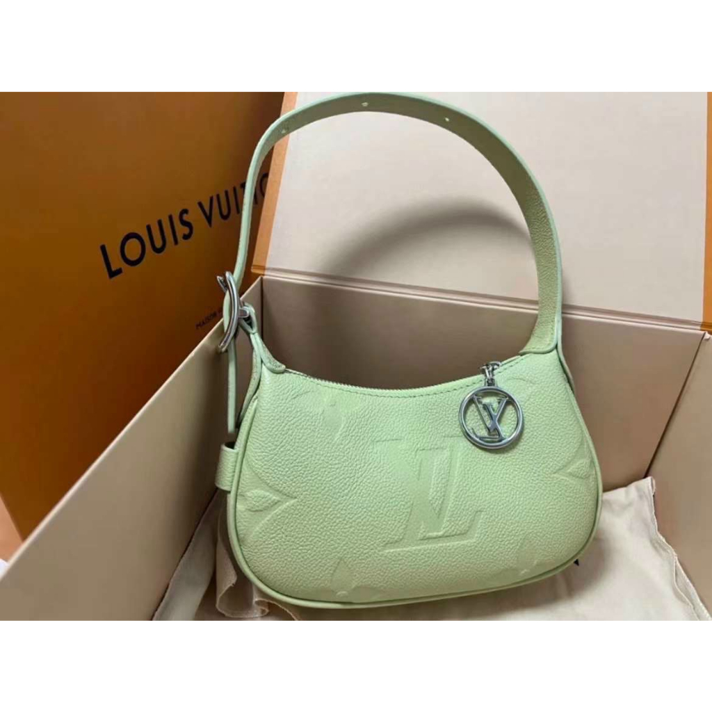 TÚI LV KẸP NÁCH SZ21 DA BÊ